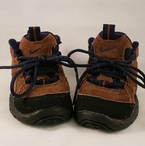 Nike Brown & Black Hiking Boots -Infant sz 3c